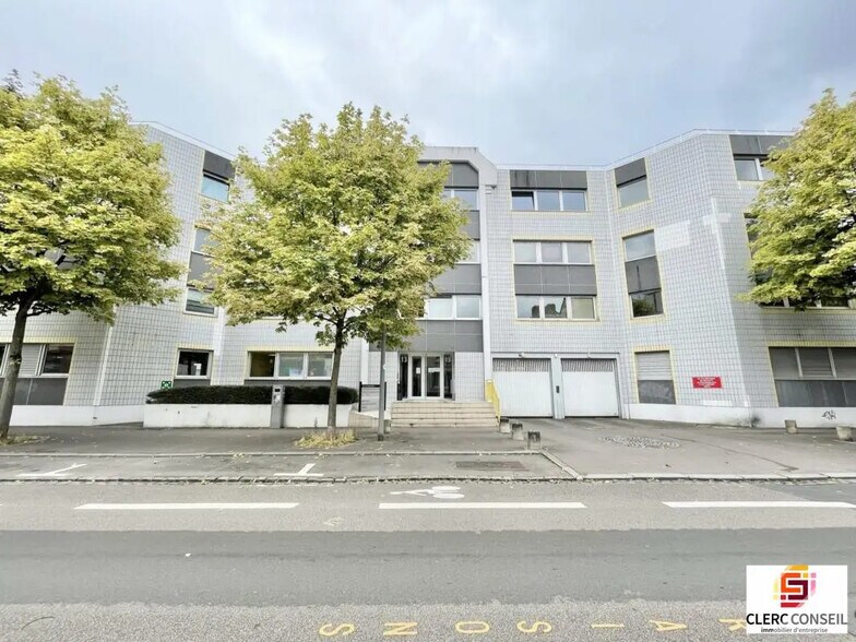 Bureau dans Rouen à vendre - Photo de l’immeuble – Image 1 sur 1