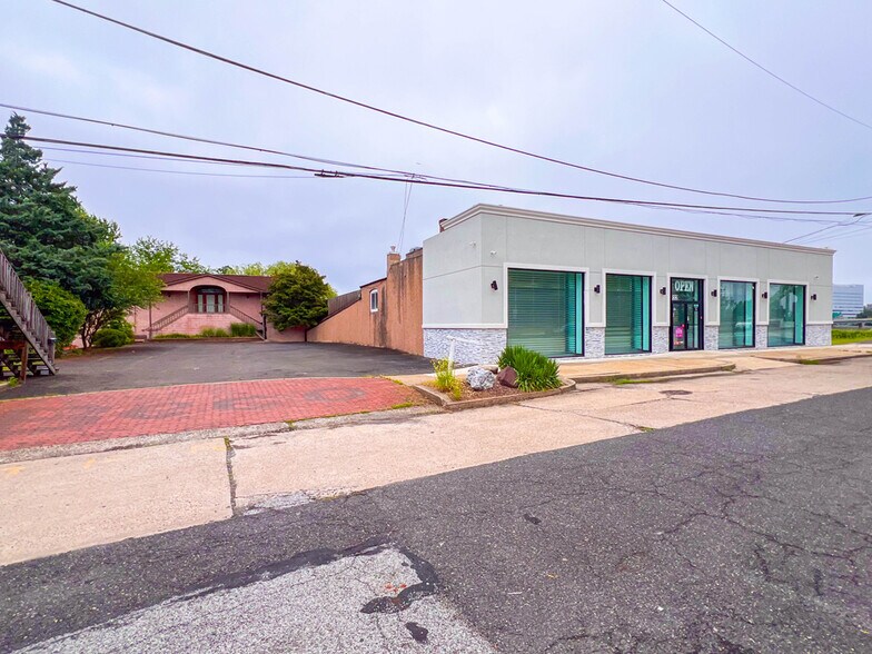 222 E Bridge St, Morrisville, PA à vendre - Photo de l’immeuble – Image 2 sur 25