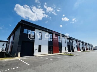 Plus de détails pour 555 Avenue Marguerite Perey, Lieusaint - Bureau, Local d'activités à louer