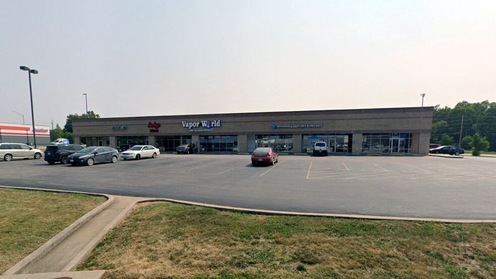 108 Cecil St, Camdenton, MO à louer - Photo de l’immeuble – Image 1 sur 7