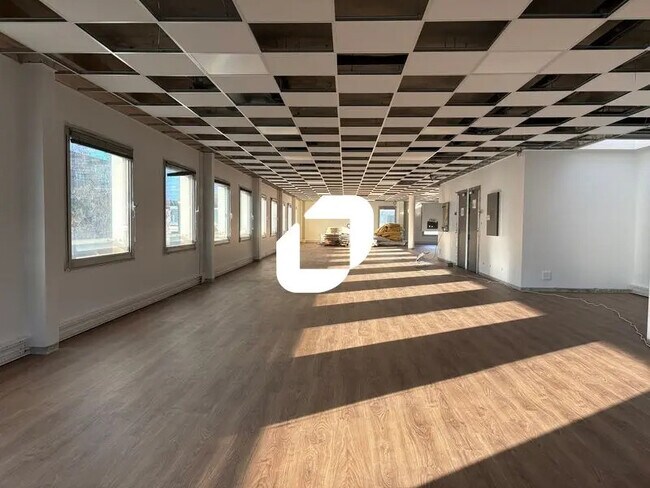 Plus de détails pour 11 Rue Edison, Bron - Bureau à louer