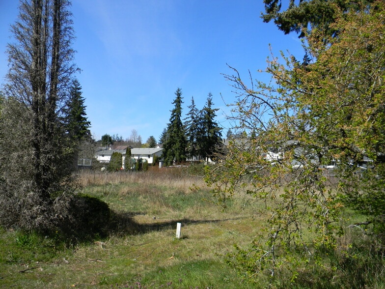 2202 Meredith Rd, Nanaimo, BC à vendre - Photo principale – Image 1 sur 4