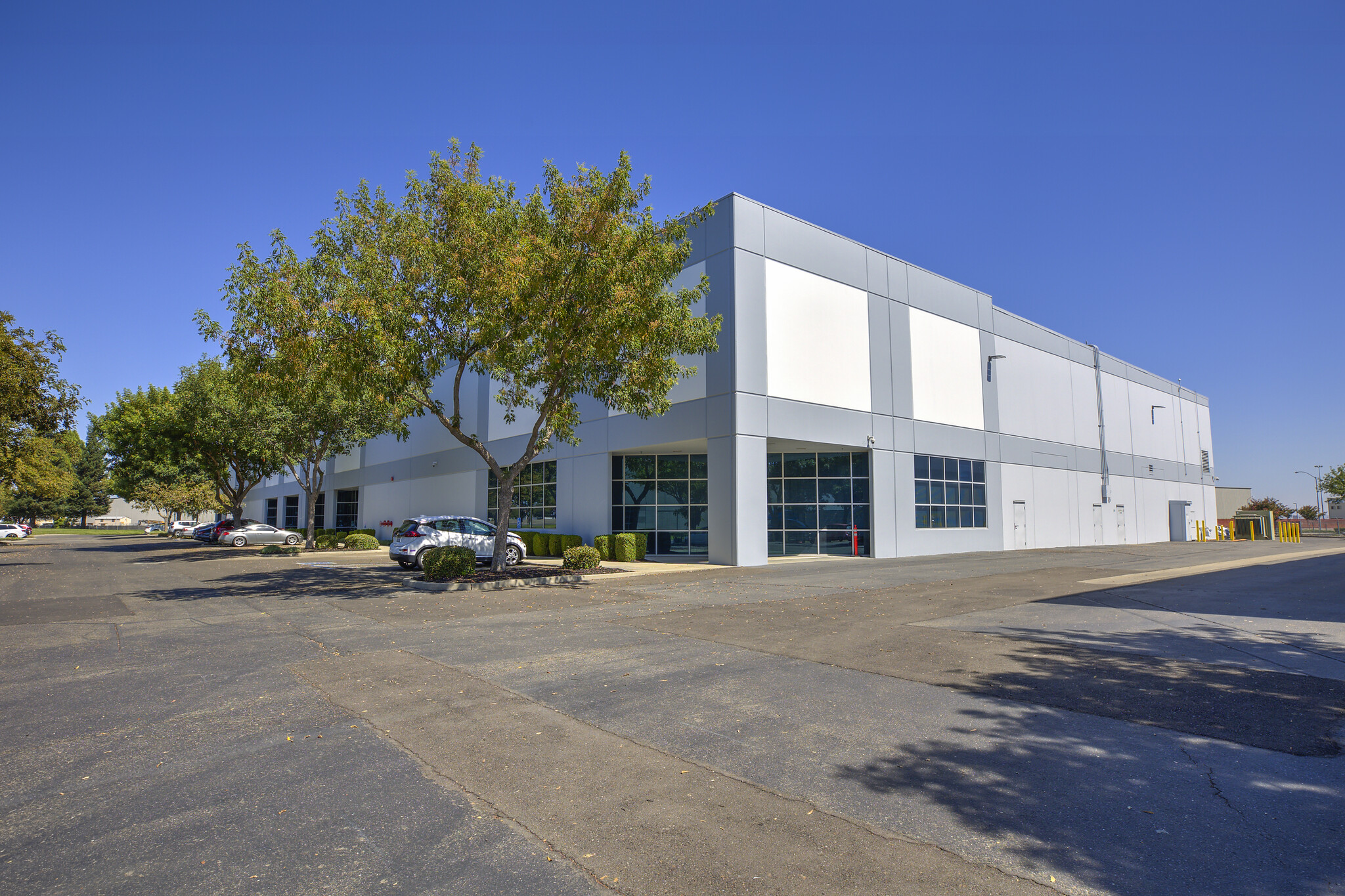 6750 S Longe St, Stockton, CA à louer Photo de l’immeuble– Image 1 sur 4