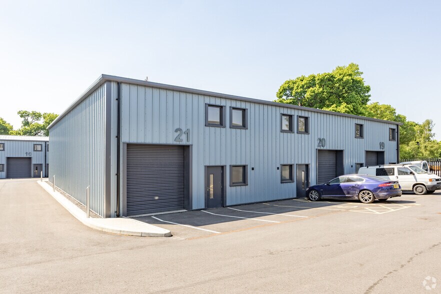 21 Artillery Rd, Yeovil à vendre - Photo de l’immeuble – Image 3 sur 8