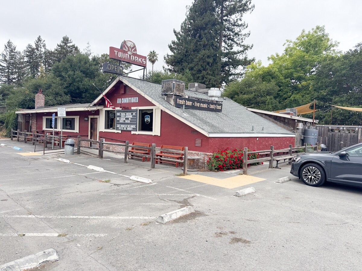 5745 Old Redwood Hwy, Penngrove, CA à louer Photo de l’immeuble– Image 1 sur 12