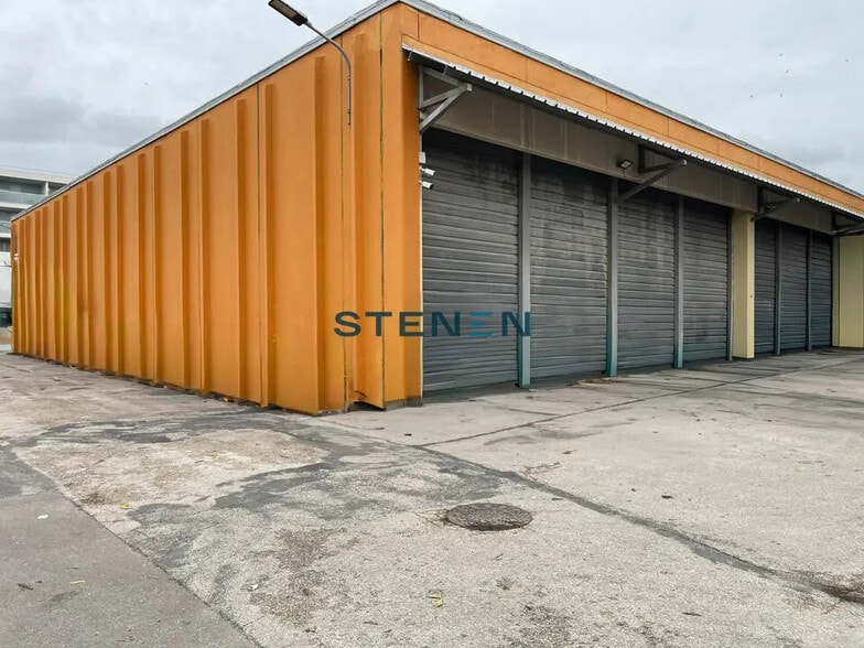 Local d’activités dans Marseille à louer - Photo de l’immeuble – Image 3 sur 5