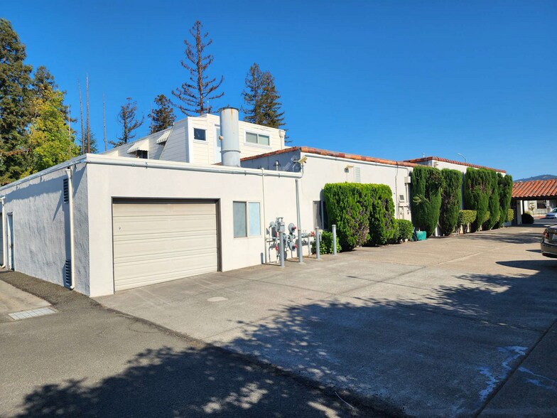525 W Napa St, Sonoma, CA à vendre - Photo de l’immeuble – Image 3 sur 12