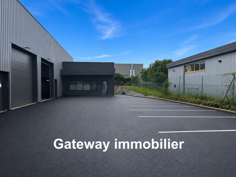 Industriel/Logistique dans Pont-du-Château à louer - Photo de l’immeuble – Image 2 sur 10