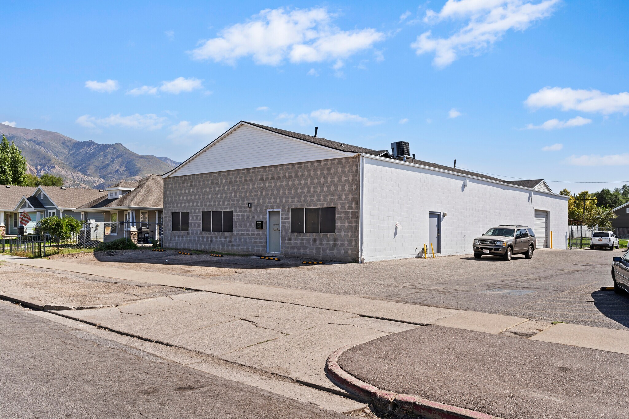 151 27th St, Ogden, UT à louer Photo principale– Image 1 sur 21
