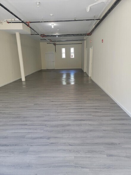 344 Communipaw Ave, Jersey City, NJ à louer - Photo intérieure – Image 3 sur 4