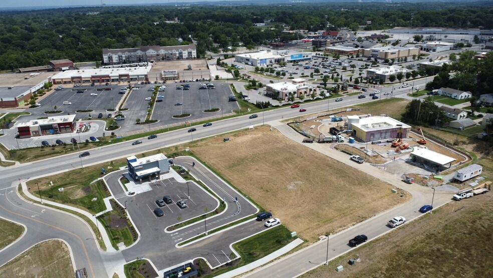 NE 53rd and Antioch Rd, Kansas City, MO à louer - Photo de l’immeuble – Image 3 sur 6