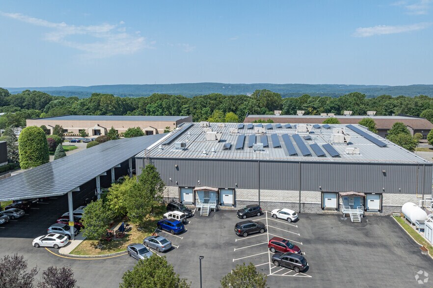 5 Middlebury Blvd, Randolph, NJ à vendre - Photo de l’immeuble – Image 2 sur 4