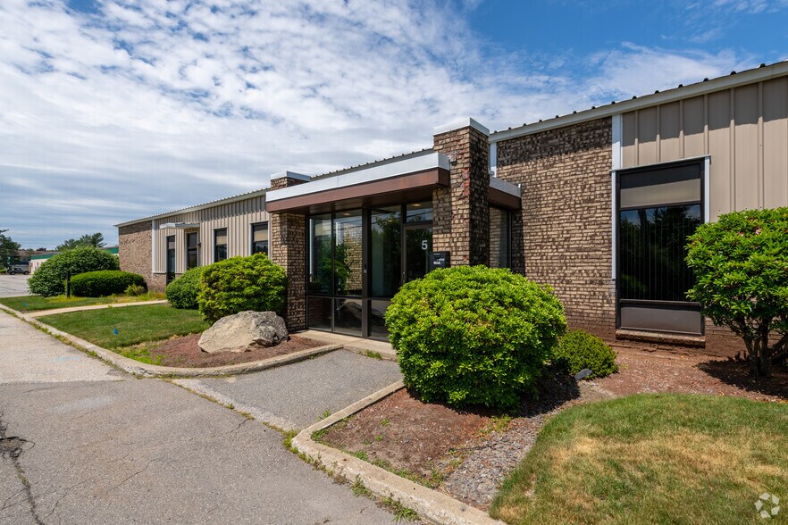 5 Congress St, Nashua, NH à louer - Photo de l’immeuble – Image 1 sur 14