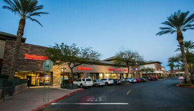10200-10490 W Charleston Blvd, Las Vegas, NV à louer Photo intérieure– Image 1 sur 10