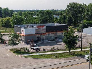 Plus de détails pour 10909 N Main St, Richmond, IL - Local commercial à louer