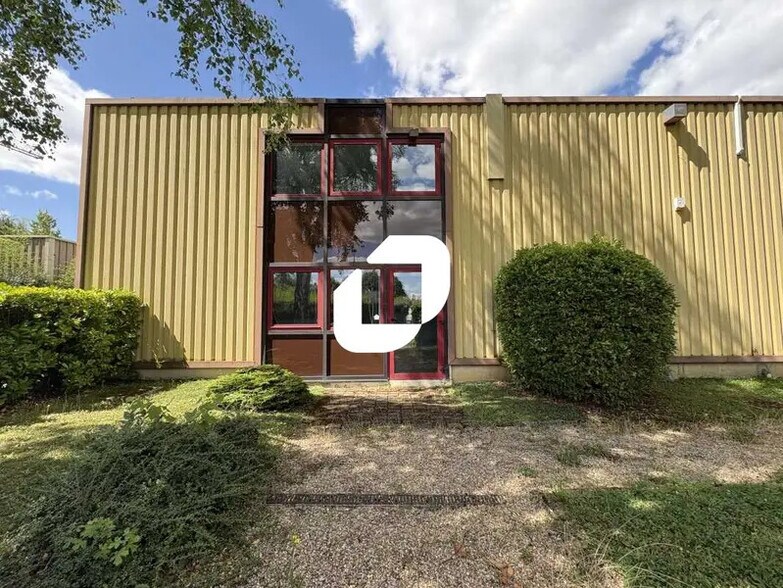 4 Rue Pablo Picasso, Magny-les-Hameaux à louer - Photo de l’immeuble – Image 1 sur 21
