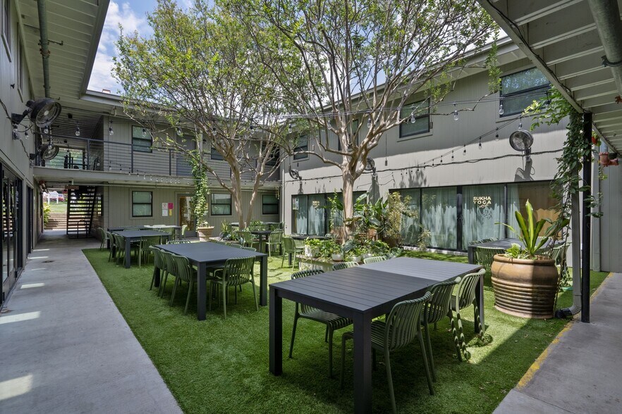 1915 E Martin Luther King Jr Blvd, Austin, TX à vendre - Photo de l’immeuble – Image 3 sur 19