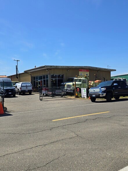 2121 Commerce St, Aberdeen, WA à vendre - Photo de l’immeuble – Image 2 sur 31