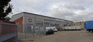Plus de détails pour Johnson St, Southall - Industriel/Logistique à louer