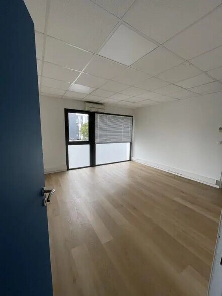 Bureau dans Vannes à louer - Photo de l’immeuble – Image 2 sur 6