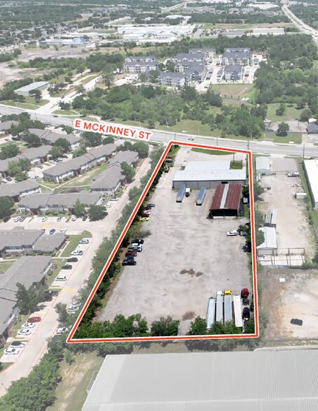 3910 E McKinney St, Denton, TX à vendre - Photo de l’immeuble – Image 2 sur 13