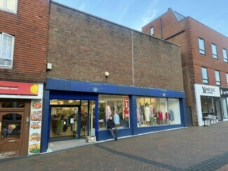 Plus de détails pour 68-70 Church Rd, Burgess Hill - Local commercial à louer