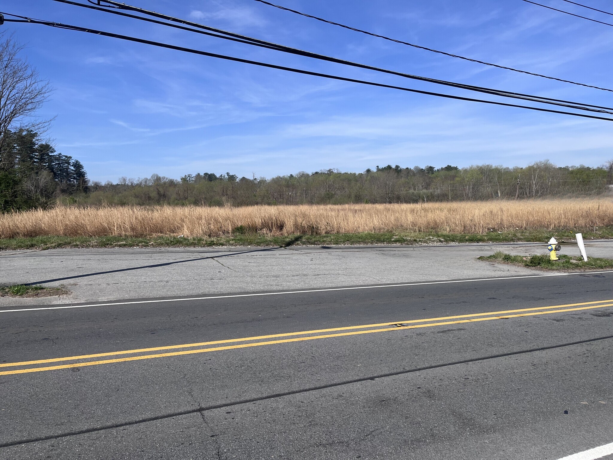 715 Greenville Hwy, Hendersonville, NC à louer Photo principale– Image 1 sur 4