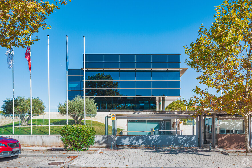 Calle José Echegaray, 20, Las Rozas de Madrid, Madrid à louer - Photo de l’immeuble – Image 2 sur 2