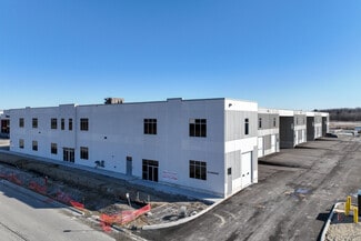 Plus de détails pour 420 Addison Hall Cir, Aurora, ON - Industriel/Logistique à louer