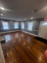 435 E Statesville Ave, Mooresville, NC à louer Photo intérieure– Image 2 sur 6
