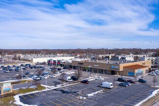 Plus de détails pour 546-584 S Randall Rd, Saint Charles, IL - Local commercial à louer