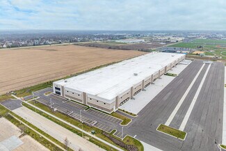 Plus de détails pour 2031 Geneva Dr, Geneva, IL - Industriel/Logistique à louer