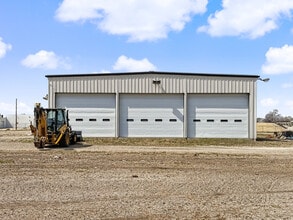 2862 Wagner Rd, Waterloo, IA à louer Photo intérieure– Image 2 sur 22