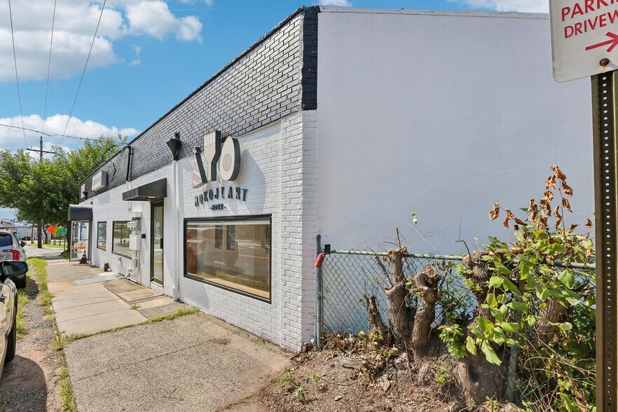 825-829 Rt-5, Ridgefield, NJ à louer - Photo de l’immeuble – Image 2 sur 18