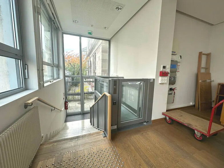 Bureau dans Strasbourg à louer - Photo de l’immeuble – Image 2 sur 6