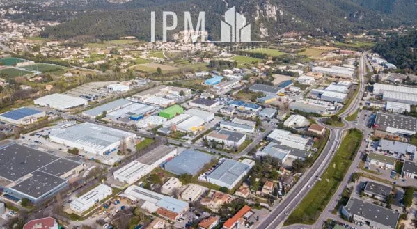 Local commercial dans Aubagne à louer - Aérien – Image 2 sur 5