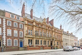 Plus de détails pour 18-21 Queen Sq, Bristol - Bureau à louer
