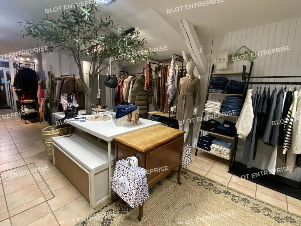  dans Dinan à vendre Photo principale– Image 1 sur 1