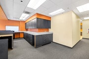 165 E Charles