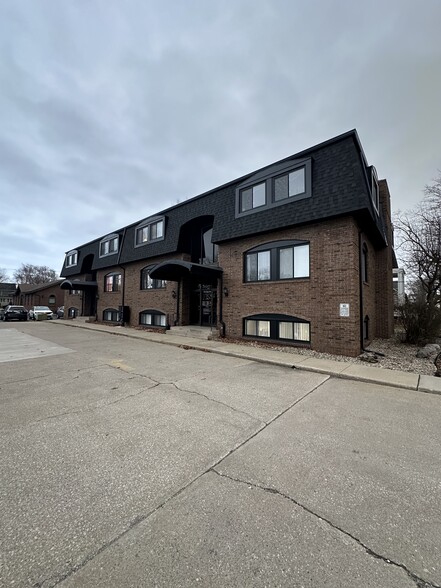 250 N Main St, Crown Point, IN à louer - Photo de l’immeuble – Image 2 sur 10