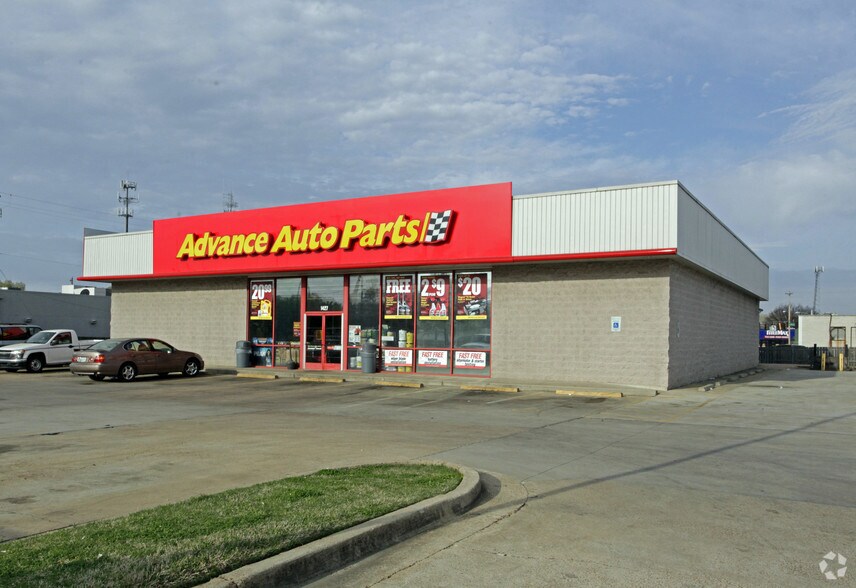 1427 Airways Blvd, Memphis, TN à louer - Photo de l’immeuble – Image 2 sur 4
