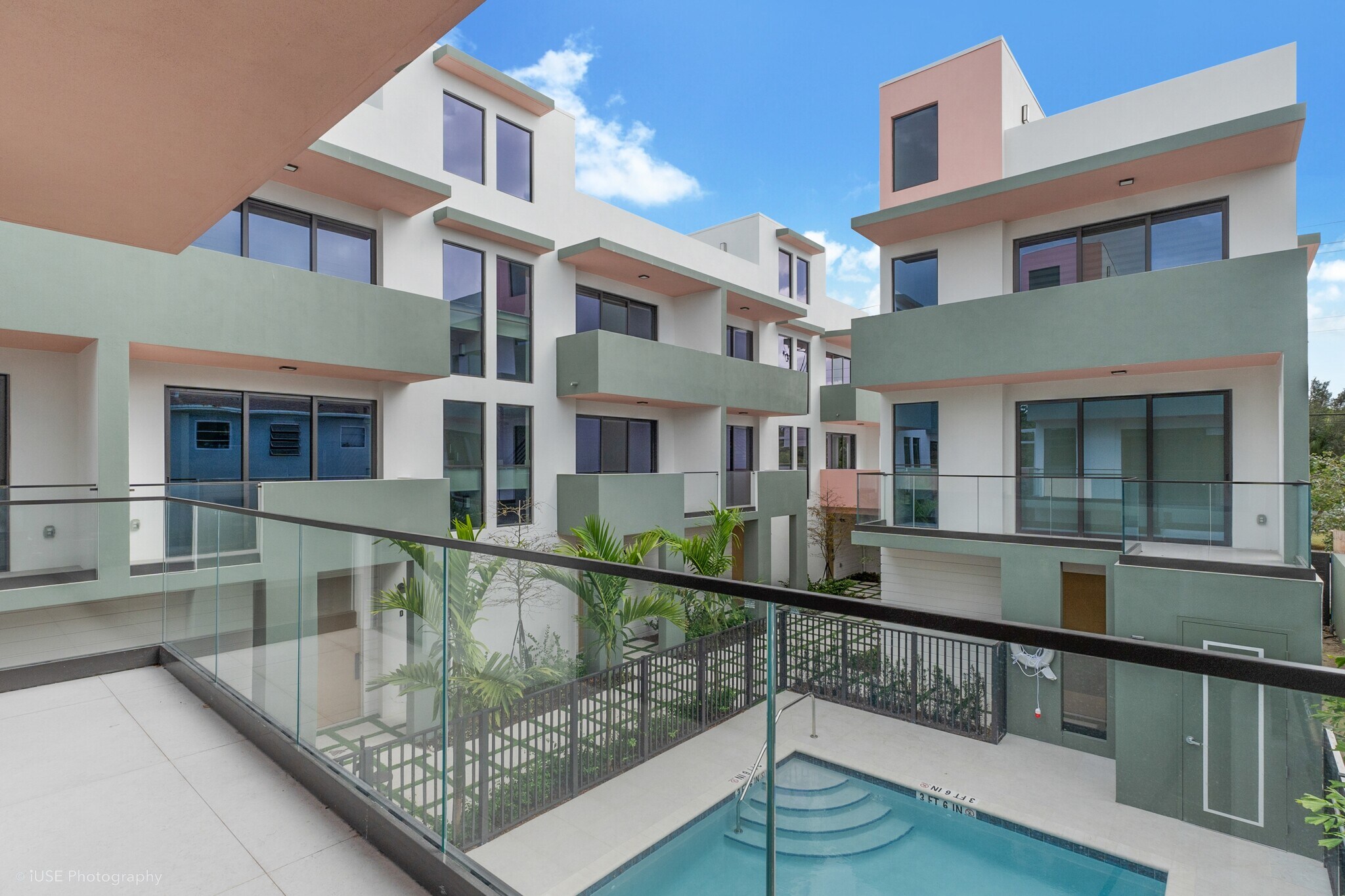 721 SW 11th St, Miami, FL à vendre Photo de l’immeuble– Image 1 sur 62