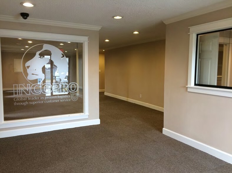 10827 Tower Oaks Blvd, Houston, TX à vendre - Photo intérieure – Image 2 sur 8