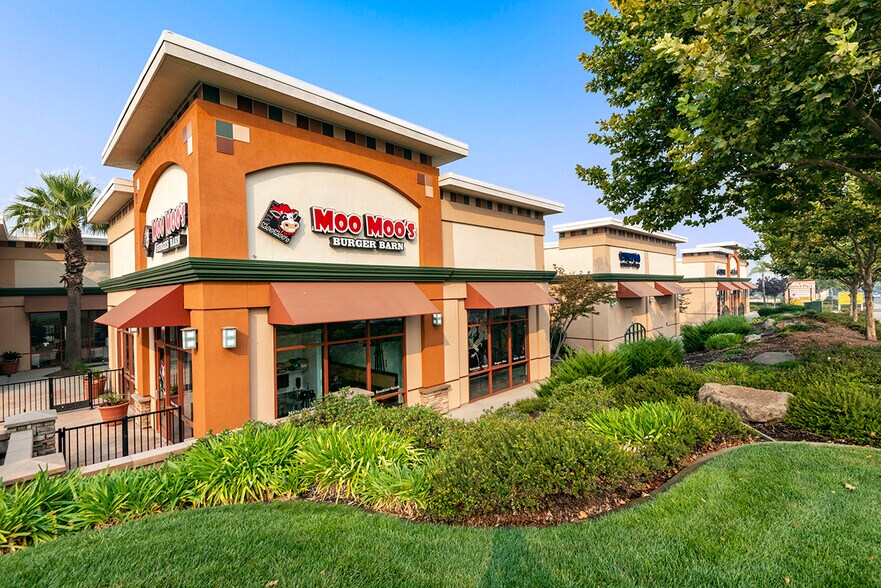 2320-2340 Sunset Blvd, Rocklin, CA à louer - Photo de l’immeuble – Image 3 sur 9