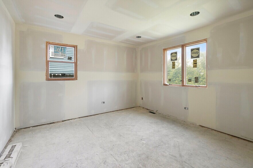 618 Barron Blvd, Grayslake, IL à vendre - Photo de l’immeuble – Image 3 sur 23