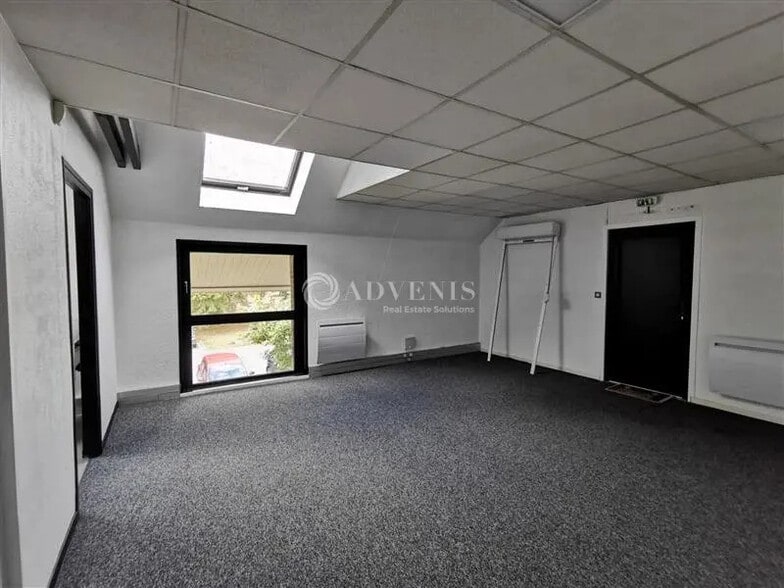 Bureau dans VILLENEUVE-D'ASCQ à louer - Photo intérieure – Image 3 sur 6