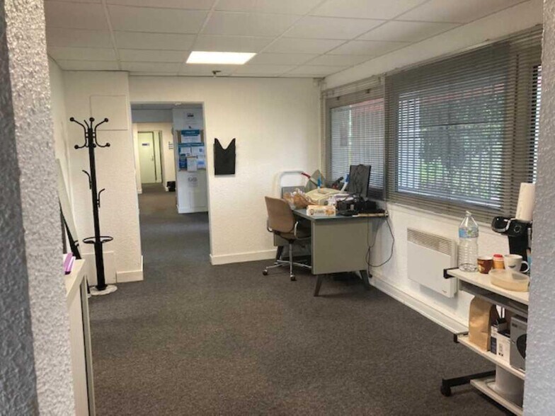 Bureau dans Eysines à louer - Photo intérieure – Image 3 sur 11