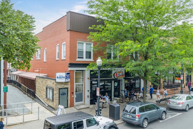 Plus de détails pour 228-232 E College Ave, State College, PA - Local commercial à vendre