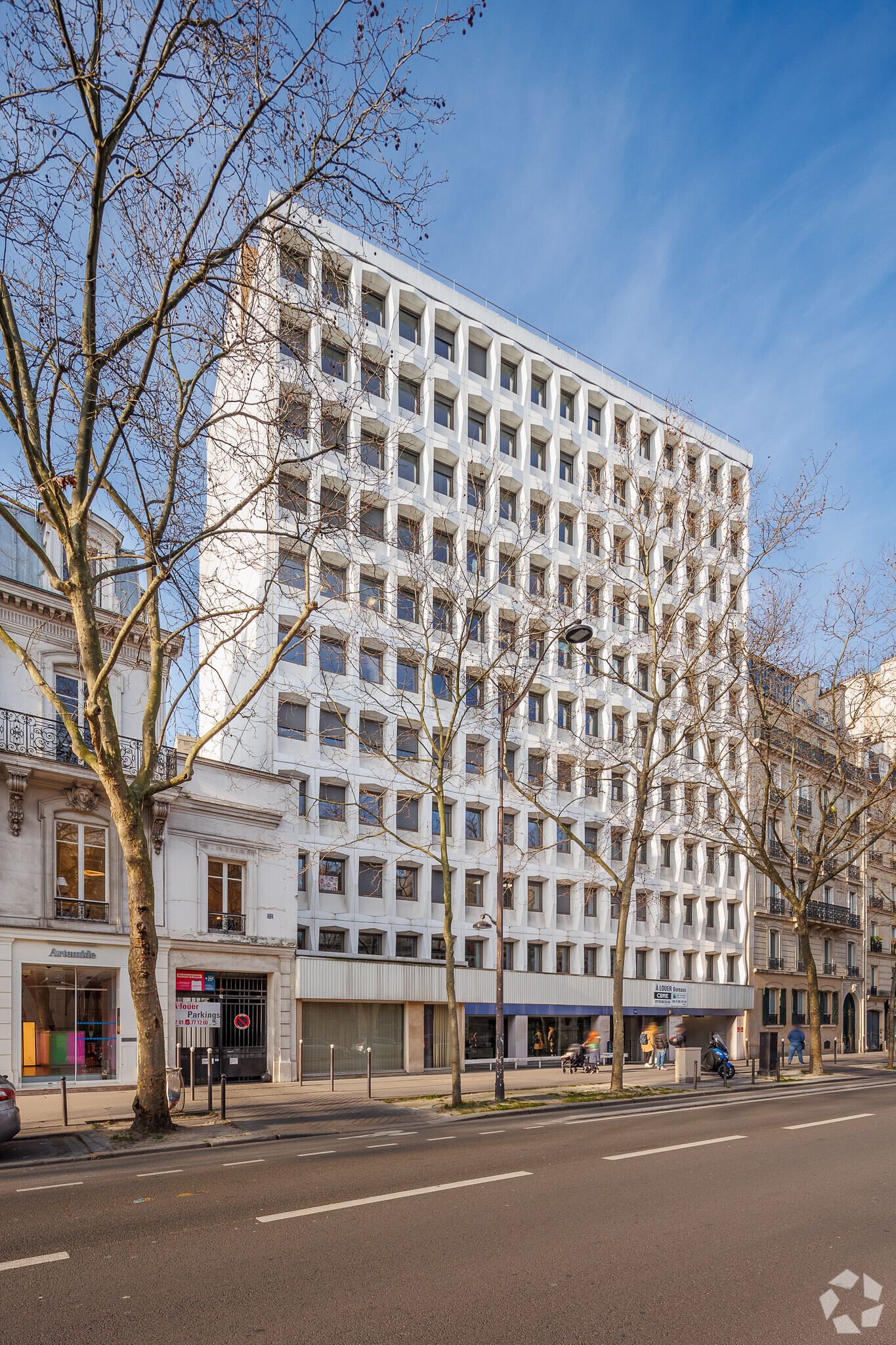 14 Rue Paul-Henri Grauwin, Paris à louer Photo de l’immeuble– Image 1 sur 10