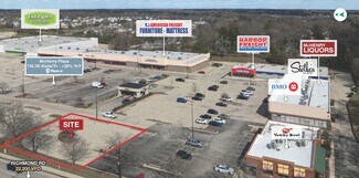 Plus de détails pour 1700 Richmond Rd, McHenry, IL - Local commercial à louer